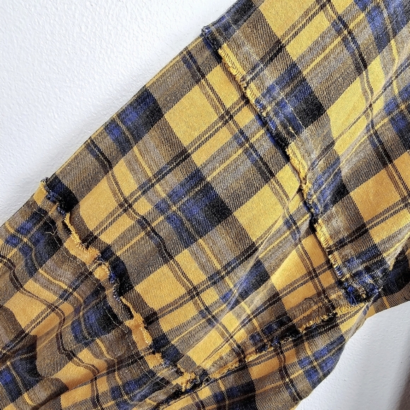 Easel Oversized Plaid Frayed Raw Edge Balloon Sleeve Dress - Picture 11 of 13